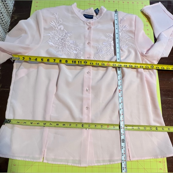 VINTAGE pink embroidered floral button down blouse‎ collarless plus size 90s - Picture 11 of 12